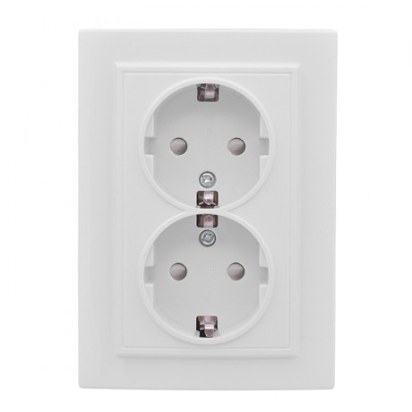 Минск Розетка 2-местная СП с заземлением 16А белая с защ. штор. EKF Basic ERR16-128-100