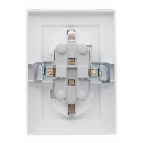 Минск Розетка 2-местная СП с заземлением 16А белая с защ. штор. EKF Basic ERR16-128-100