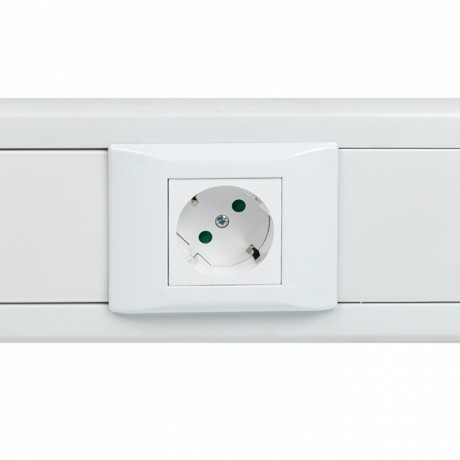 Розетка 45х45 PRO с заземлением, 45 градусов, белая EKF E6MR16-028-10-45